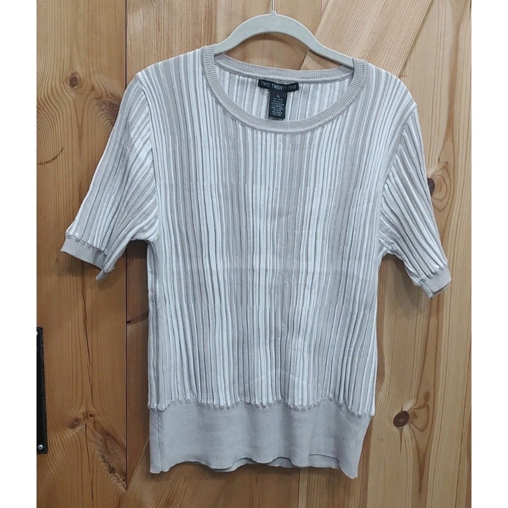 Two Twenty Five Ribbed Knit Short Sleeve Sz XL Blouse Neutral‎ Casual Tan Cream